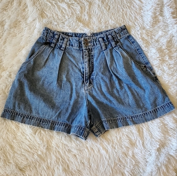 GX by Gwen Stefani Pants - 90'S Vintage GX by Gwen Stefani Pleated High Waisted Denim Shorts 9/10